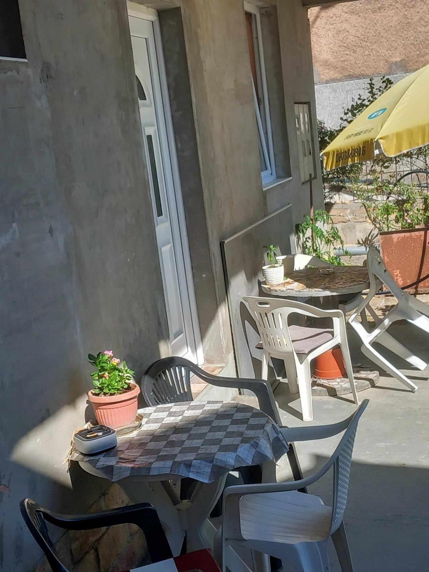Apartman Turkana 1 SJJ Exteriör bild